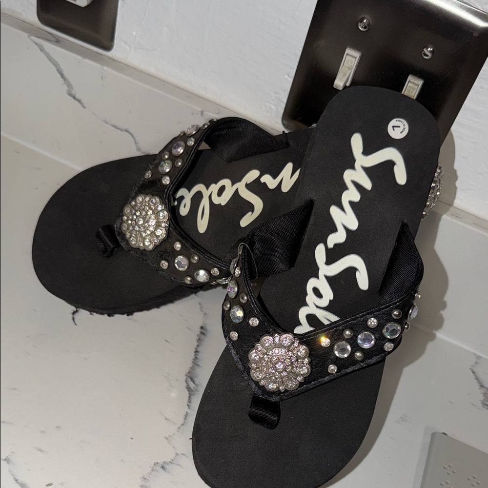 Sun Sole Women's Black Jeweled Thong Sandals with Rhinestone Accents